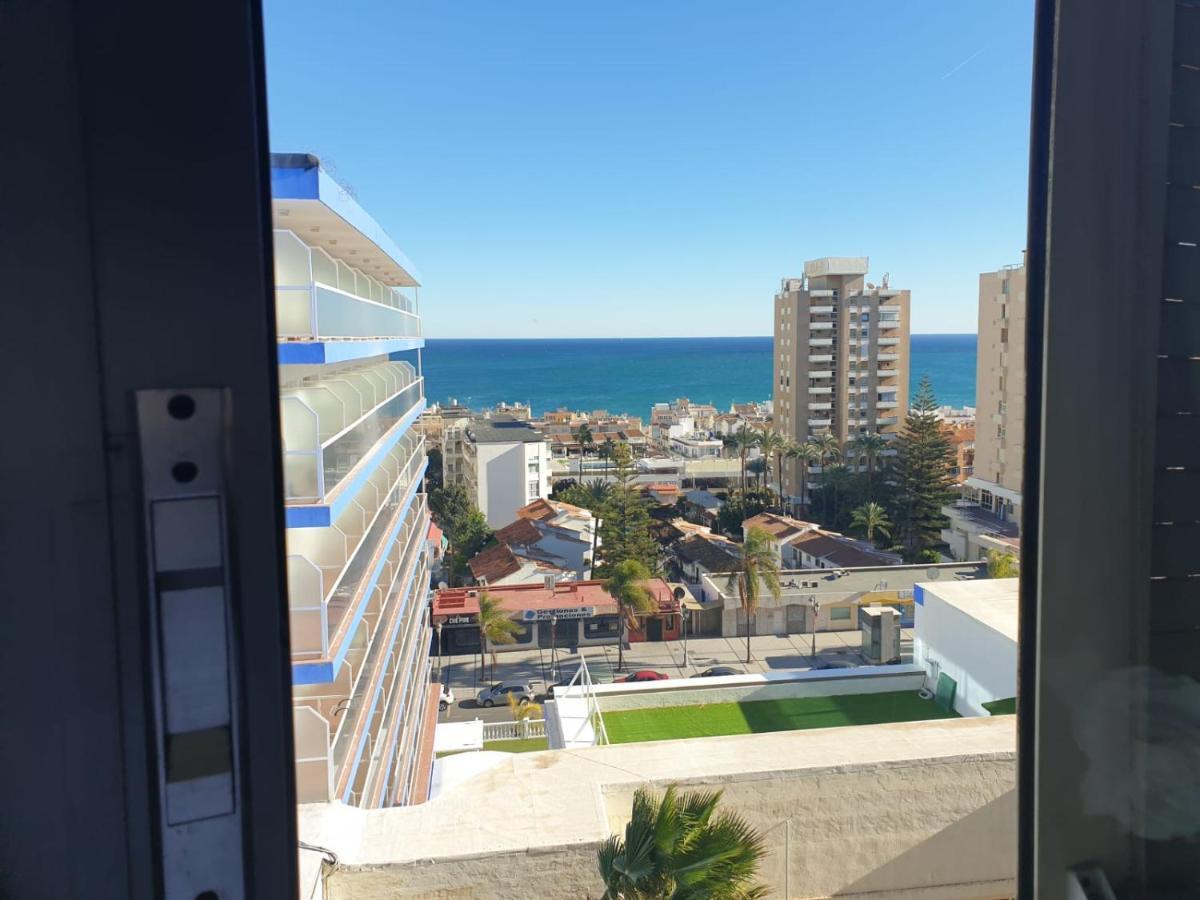 Apartamento Con Vistas Al Mar A Metros De La Playa Carihuela Soleil Appartement Torremolinos Buitenkant foto
