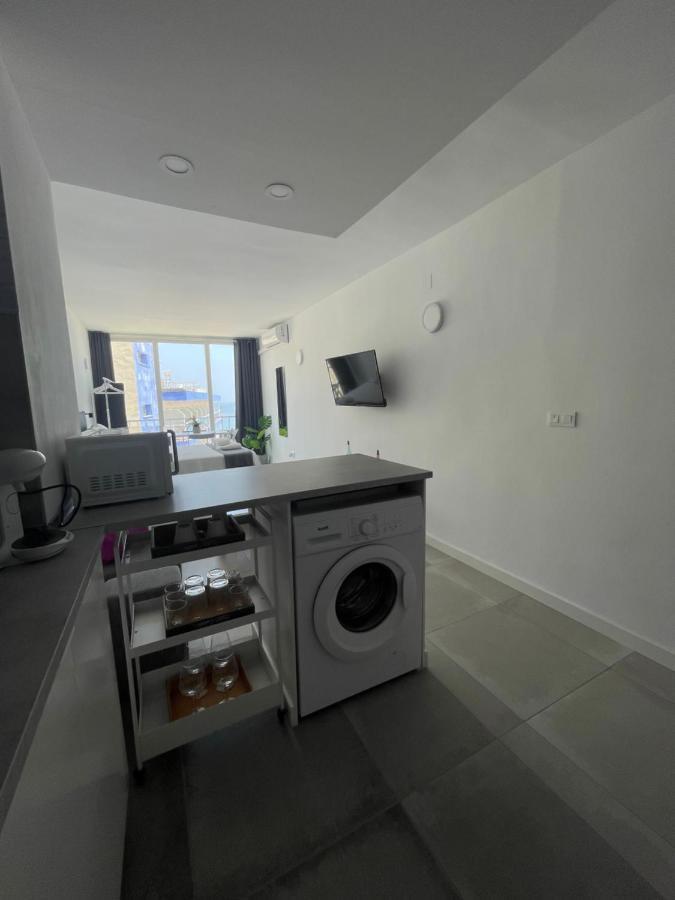 Apartamento Con Vistas Al Mar A Metros De La Playa Carihuela Soleil Appartement Torremolinos Buitenkant foto